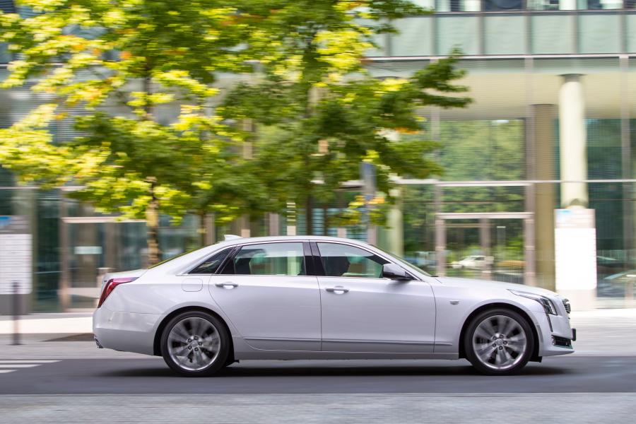  Cadillac CT6 Platinum 2016 года  (WW) (фото 38 из 42)